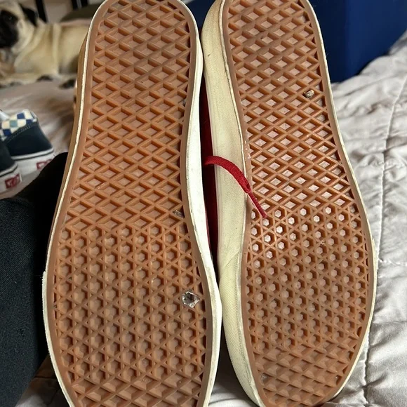 vans 11.5 pig suede red and white worn a couple times tread still in excellent. - Picture 5 of 6